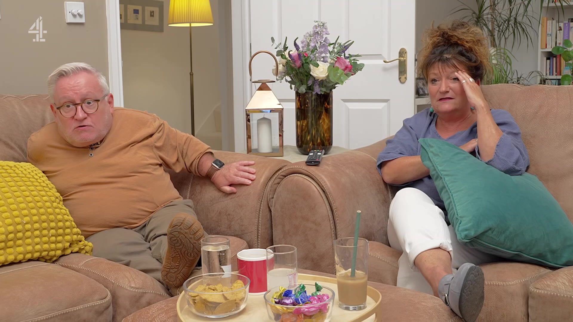 Gogglebox.S28E02.1080p.HDTV.H264-TRB