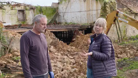 Help.We.Bought.a.Village.S05E05.1080p.WEB.H264-TRB