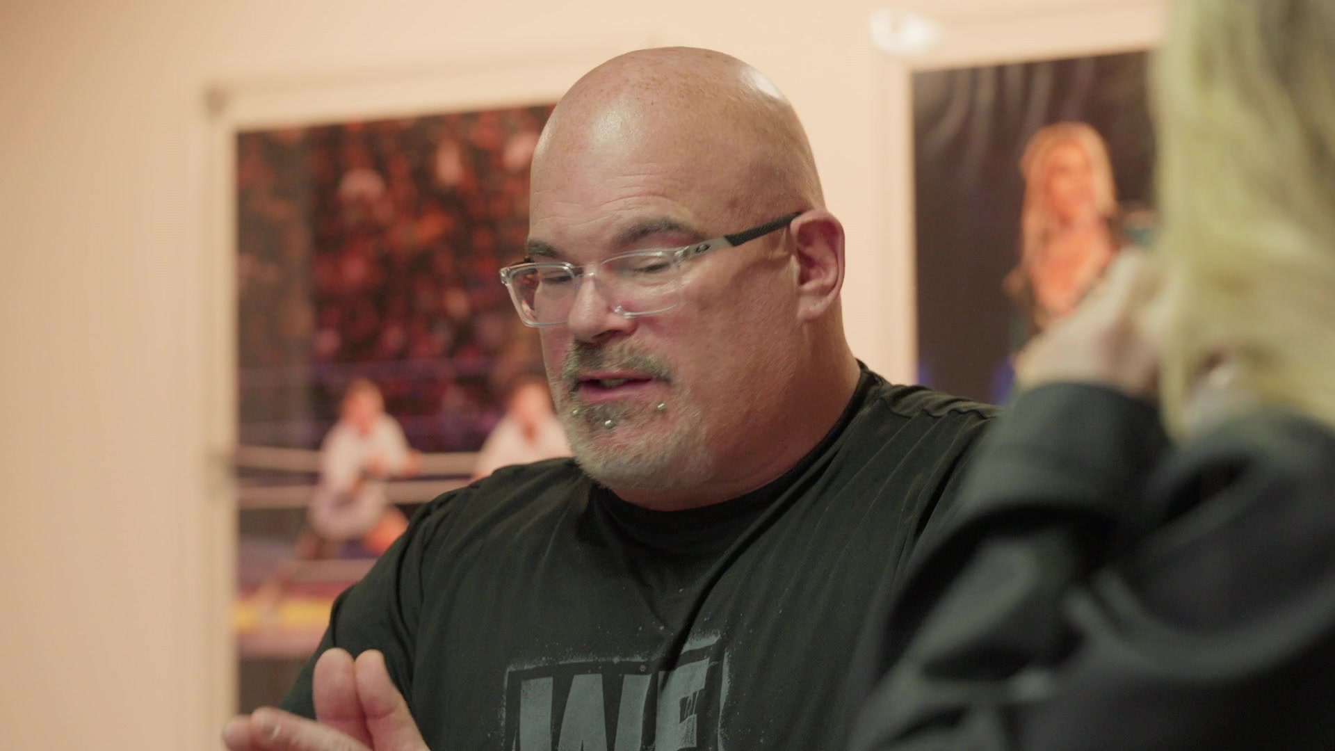 WWE.LFG.S03E21.1080p.WEB.h264-TRB