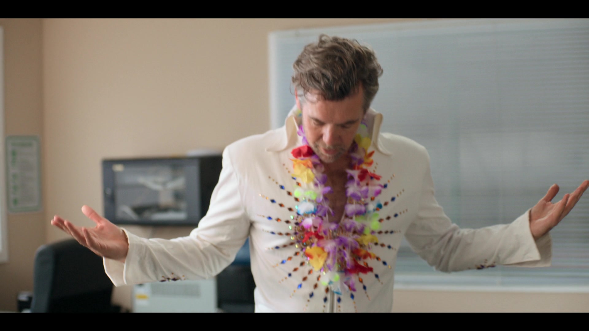 Colin.From.Accounts.S03E07.REPACK.1080p.WEB.h264-TRB