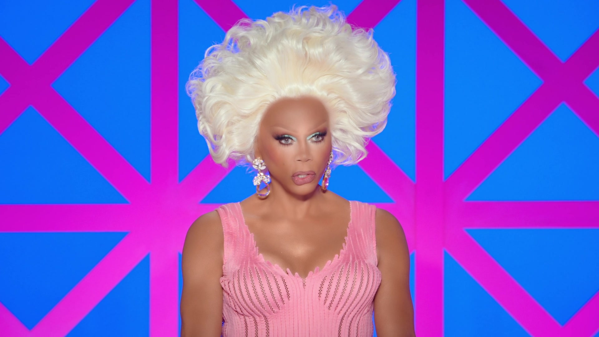 RuPauls.Drag.Race.UK.S08E03.1080p.AMZN.WEB-DL.DDP2.0.H.264-TRB