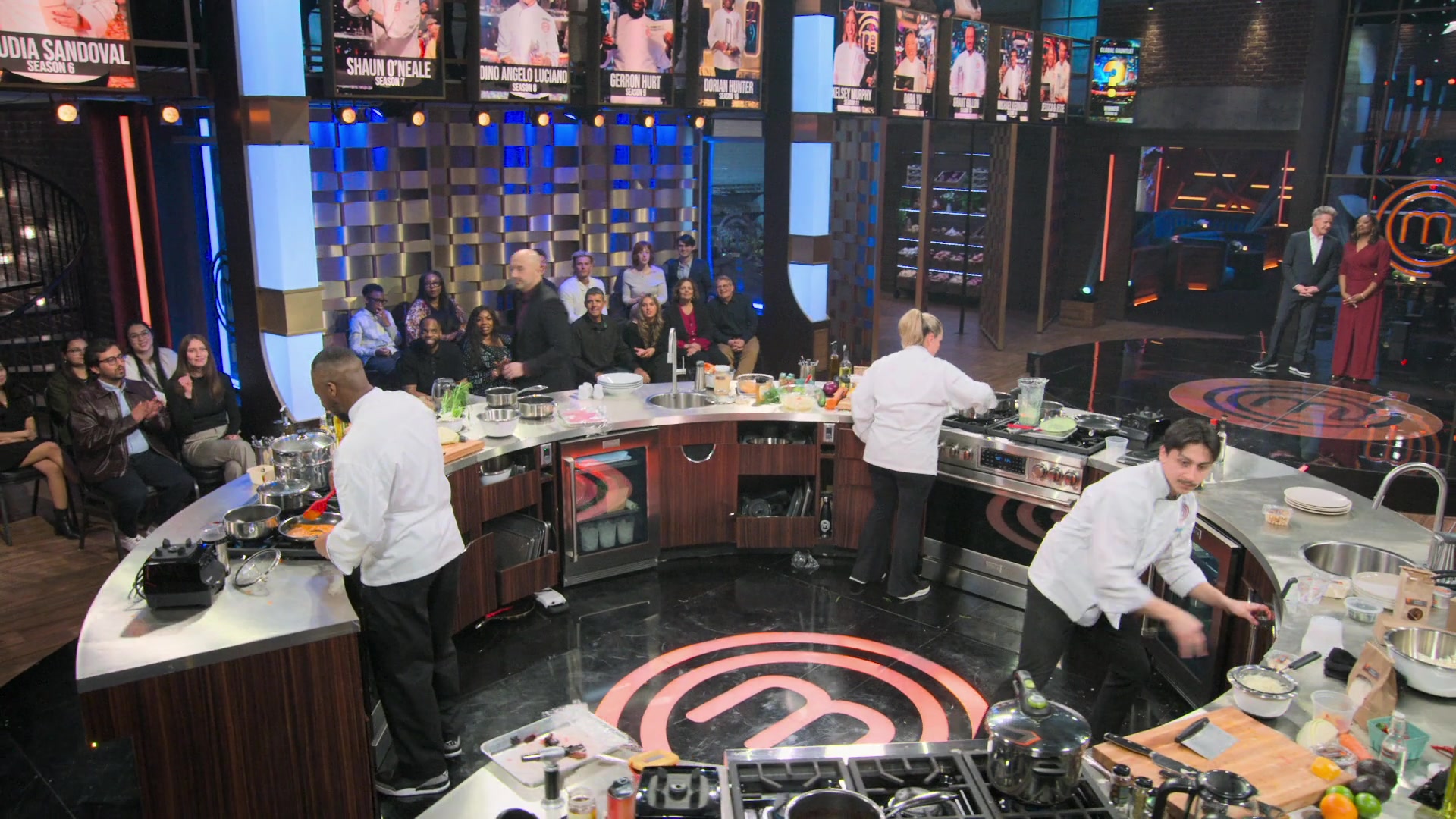MasterChef.US.S16E17.1080p.WEB.h264-TRB