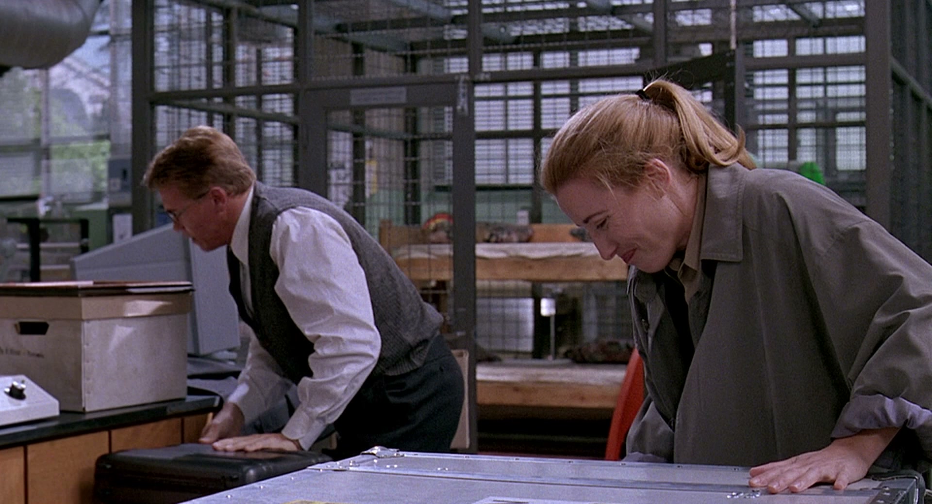 Junior.1994.1080p.BluRay.DDP.5.1.x264-TRB