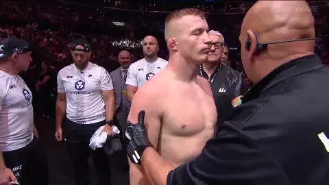 UFC.331.Van.vs.Pantoja.2.1080p.WEB.h264-TRB
