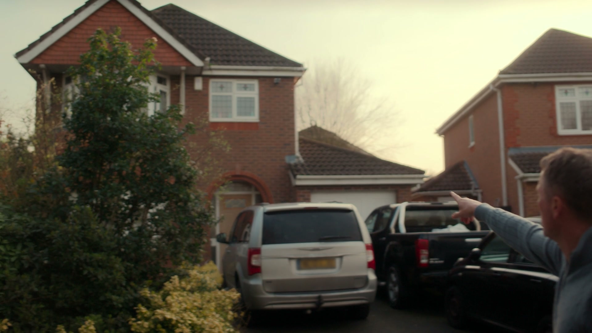 Meet.The.Owens.S01E06.1080p.WEB.H264-TRB