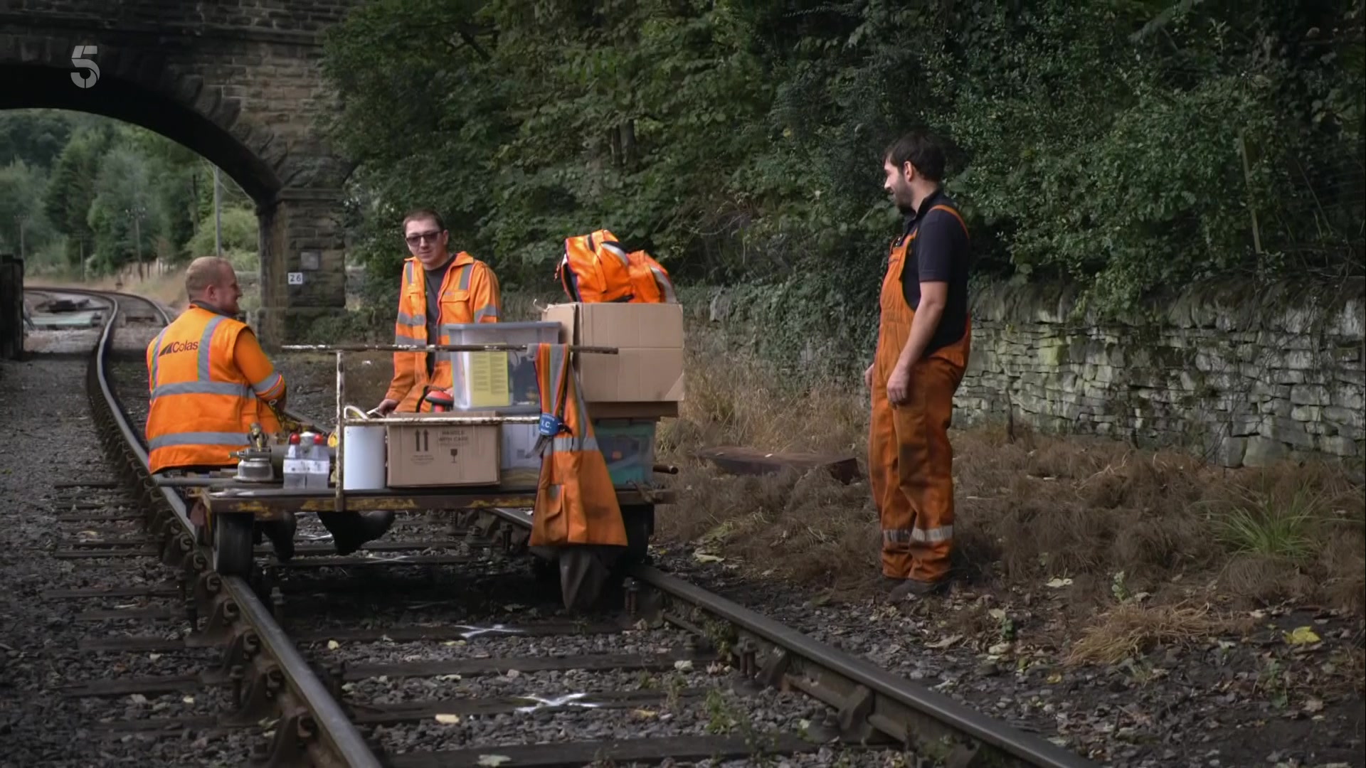 Our.Great.Yorkshire.Life.S04E02.1080p.HDTV.H264-TRB