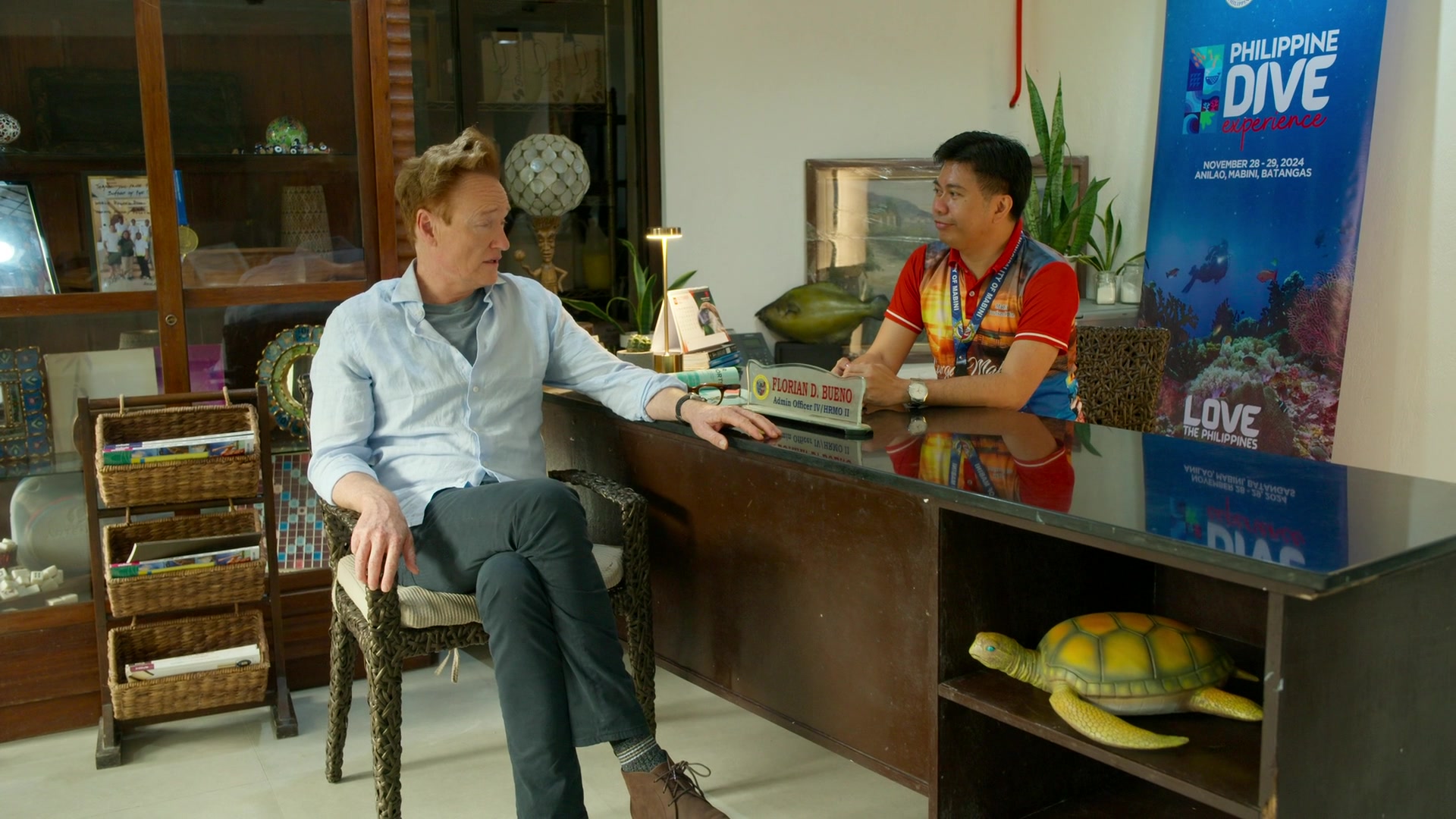 Conan.OBrien.Must.Go.S03E04.1080p.AMZN.WEB-DL.DDP5.1.H.264-TRB
