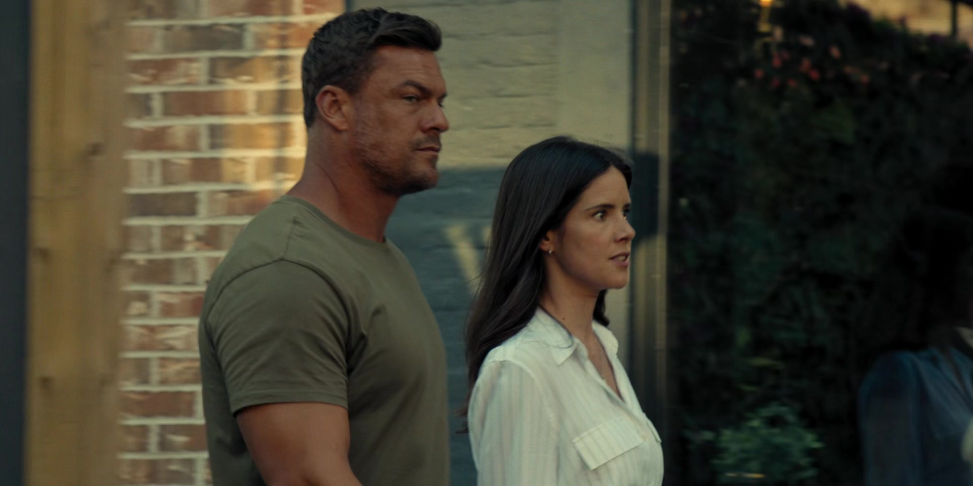 Reacher.S03.1080p.AMZN.WEB-DL.DD+.5.1.H.265-TRB