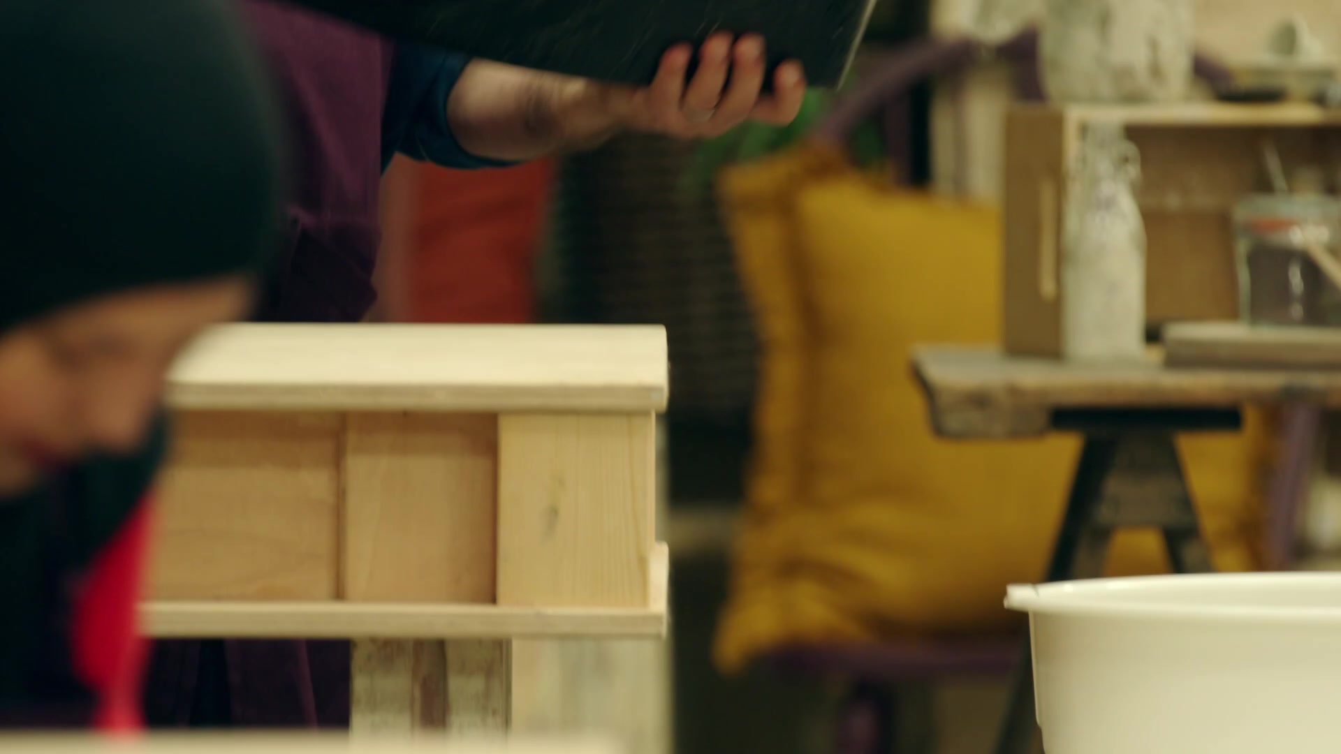 The.Great.Celebrity.Pottery.Throw.Down.S01E01.1080p.ALL4.WEB-DL.AAC2.0.H.264-TRB