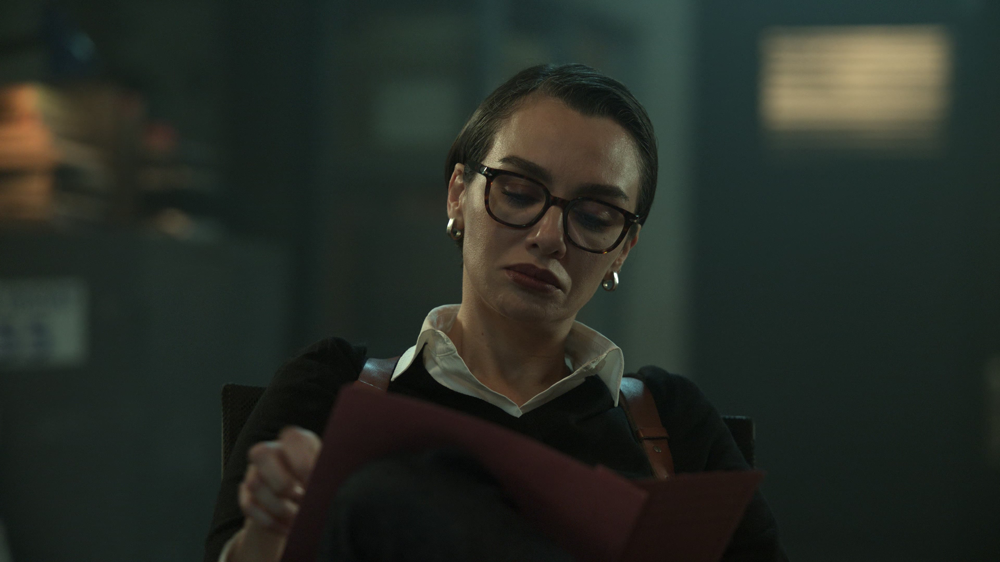 Graveyard.S03E03.2160p.WEB.H265-TRB