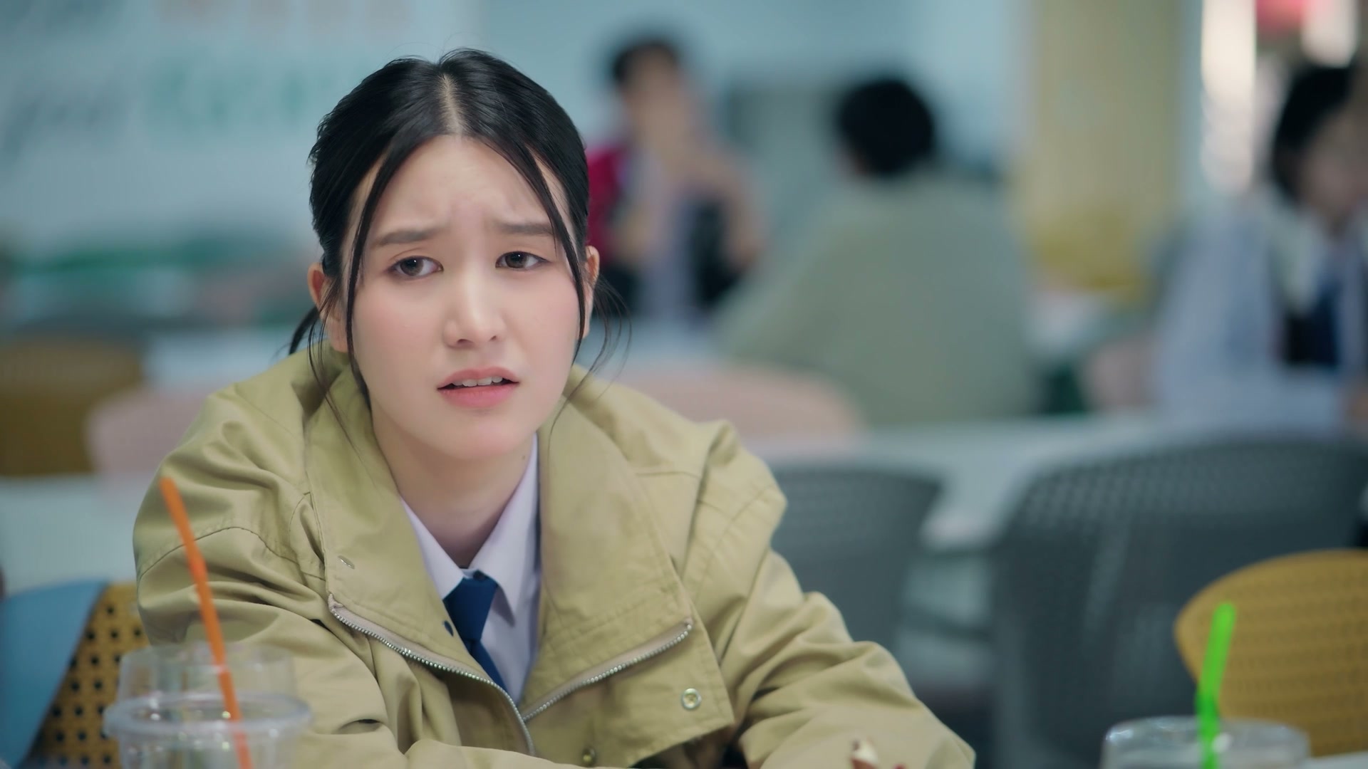 Class.Crush.Crisis.S01E06.1080p.NF.WEB-DL.AAC2.0.H.264-TRB