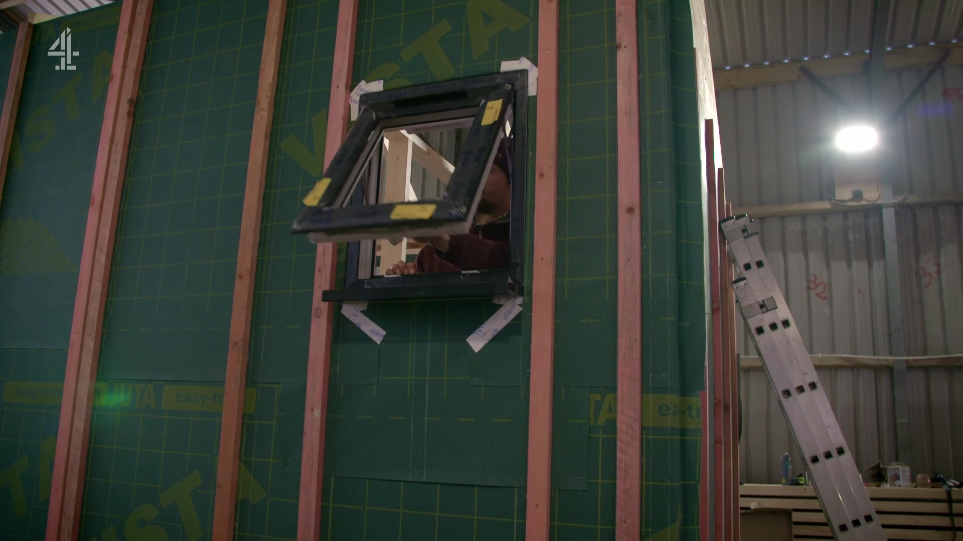 George.Clarkes.Amazing.Spaces.S01E01.First.Homes.1080p.HDTV.H264-TRB