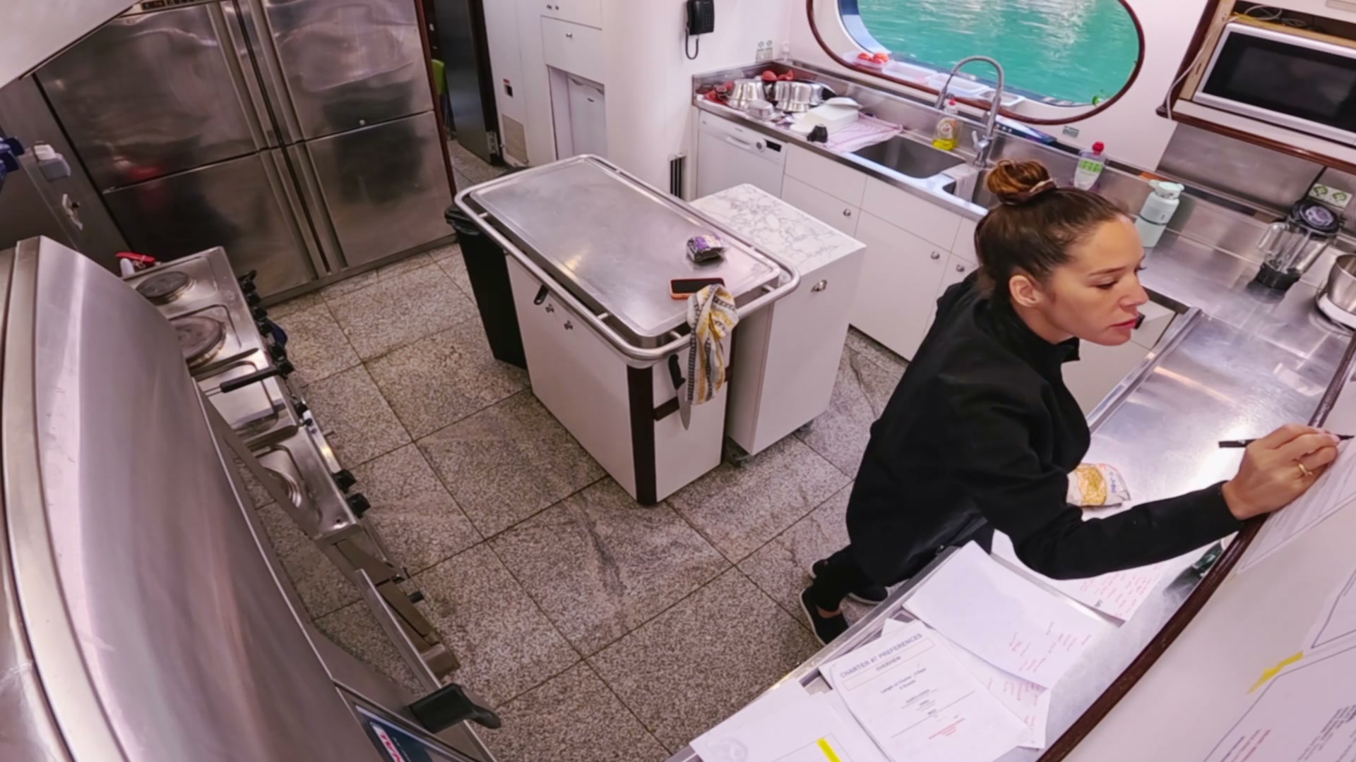 Below.Deck.Mediterranean.S11E13.1080p.WEB.h264-TRB