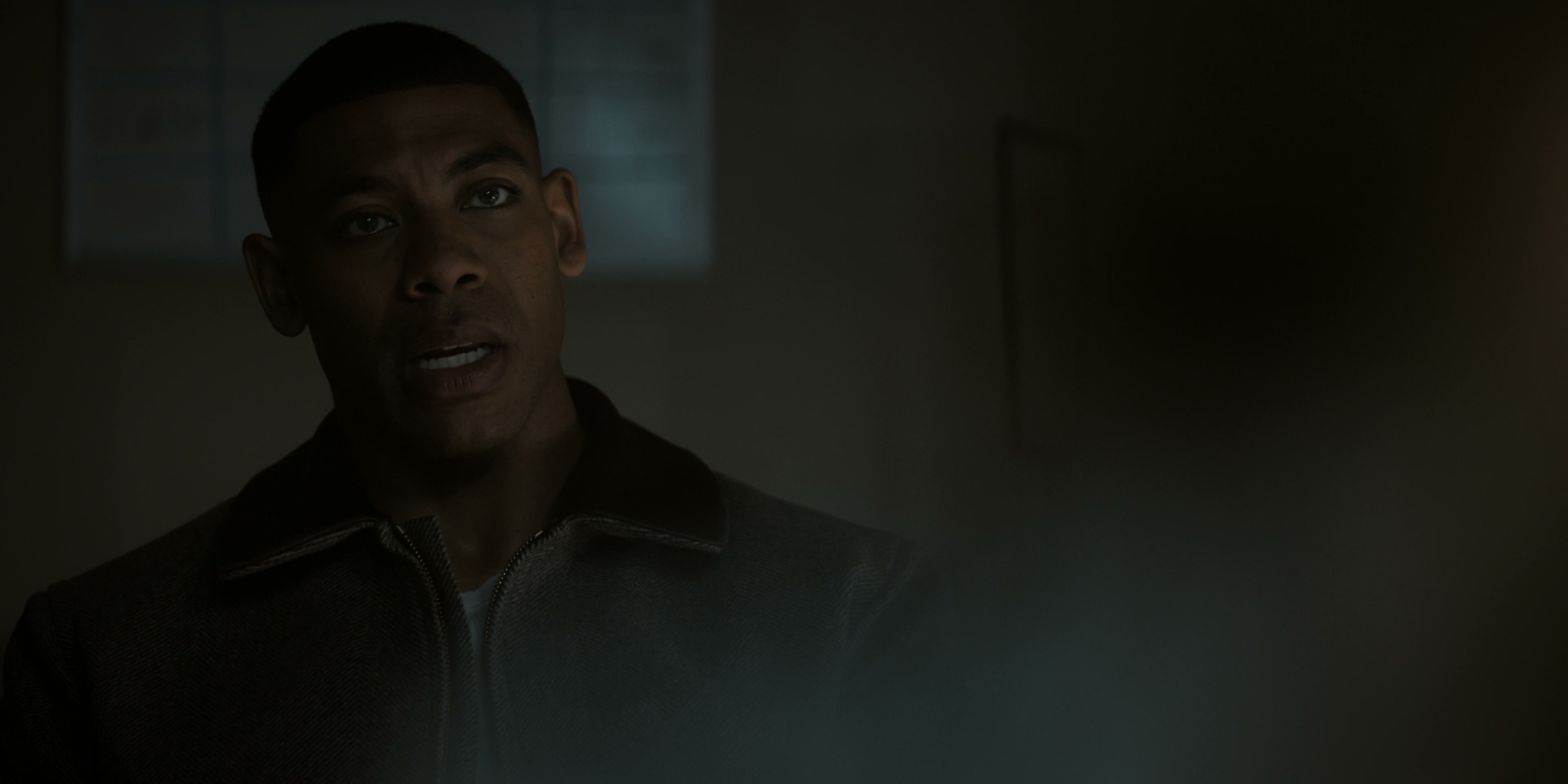 Lanterns.2026.S01E03.2160p.WEB.h265-TRB