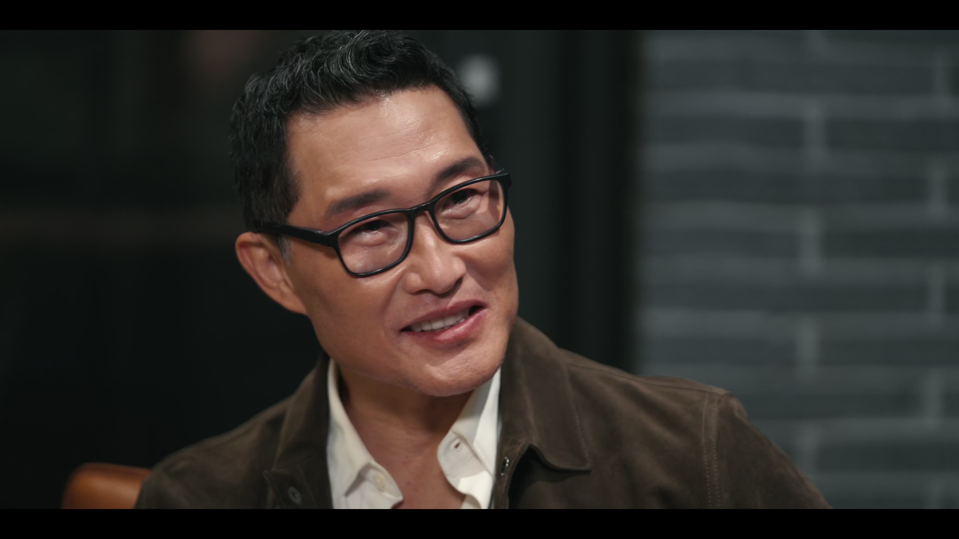 K-Everything.S01E01.2160p.WEB.h265-TRB