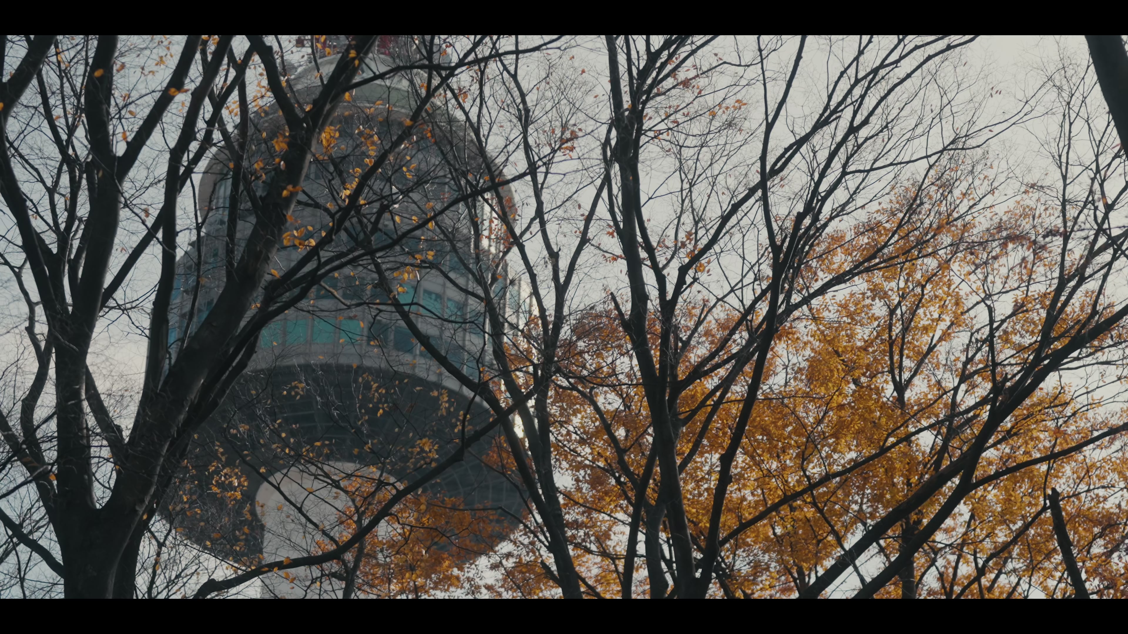 K-Everything.S01E01.2160p.WEB.h265-TRB